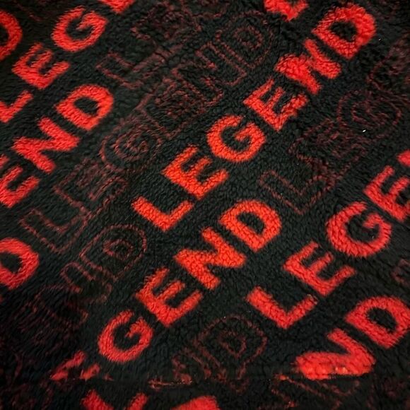 Quad Seven Red and Black Fleece Hooded Pullover | Boys Size 16/18 - Picture 3 of 9